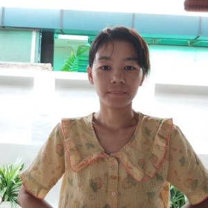Hnin 