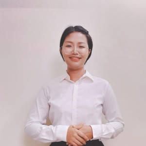 Su Hnin 