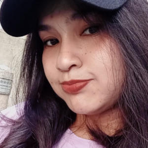 Lutfia darmanto momon 